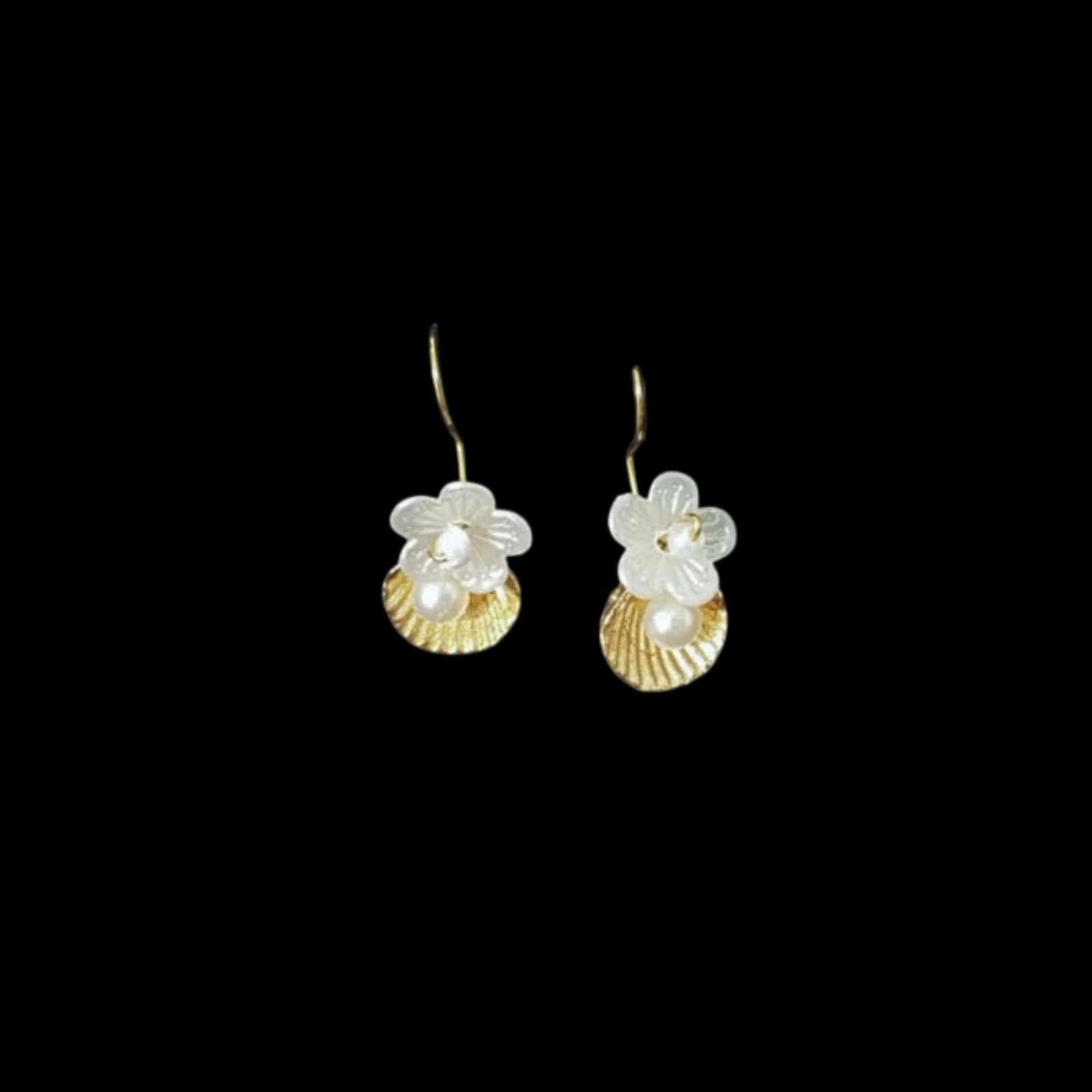 cute shell earrings